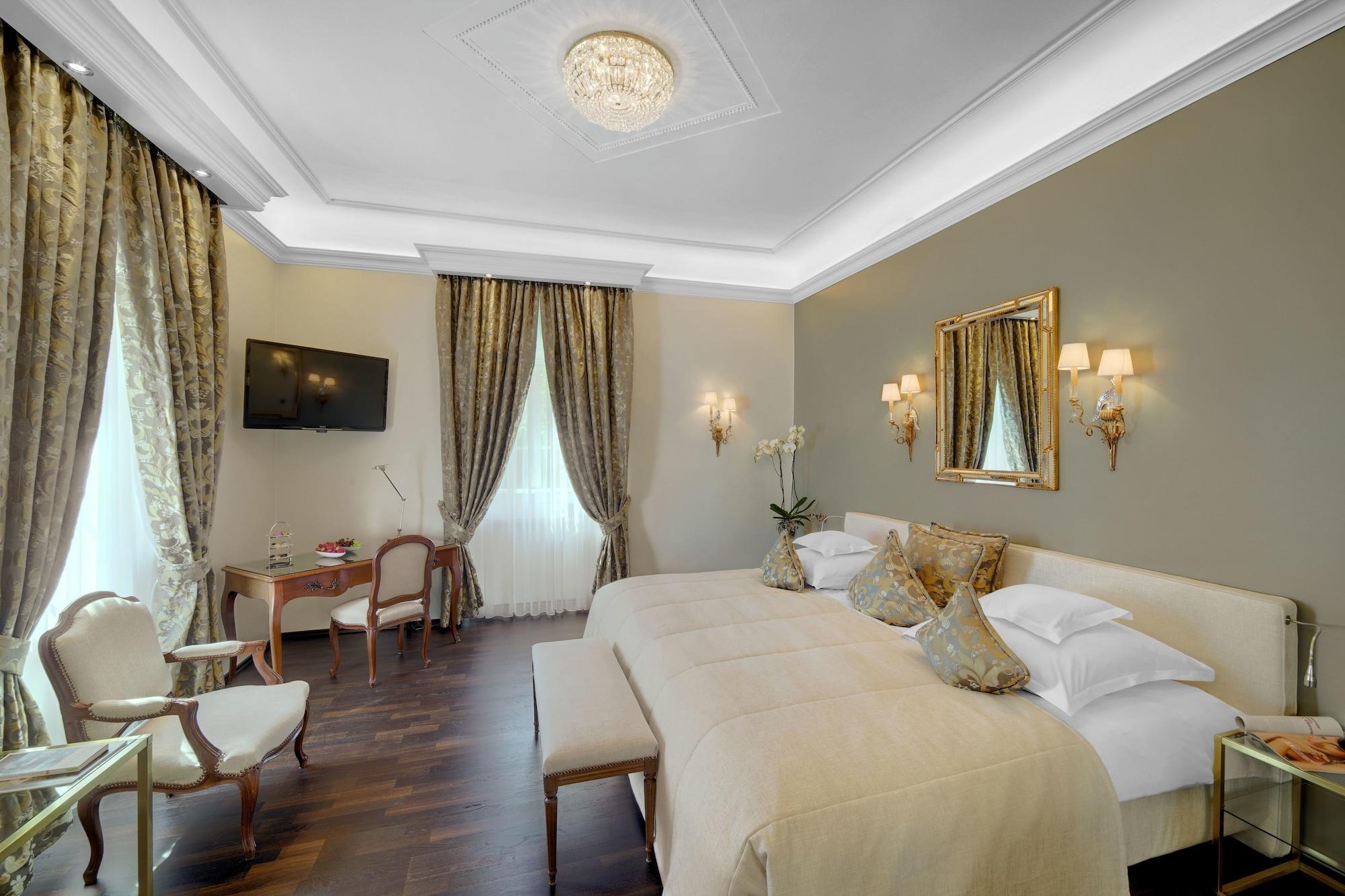 Hotel Europaeischer Hof Heidelberg, Bestes Hotel Deutschlands In Historischer Architektur Kültér fotó A room at the hotel